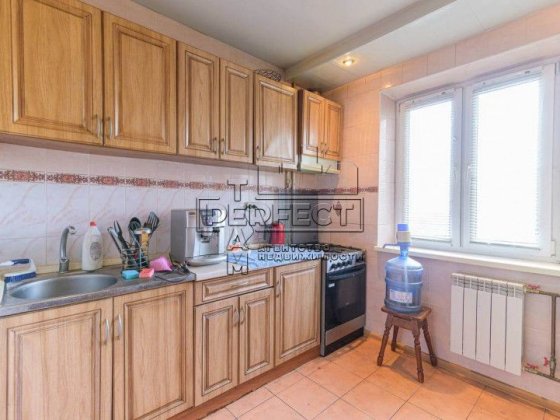 Продаж 2к.кв., Оноре де Бальзака 79 /  Оноре де Бальзака 79 Киев