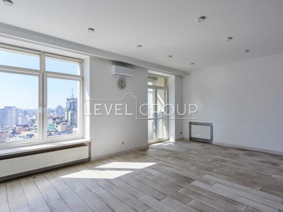 Продам пентхаус вул Круглоуніверситетська Хрещатик Бессарабський ринок Киев