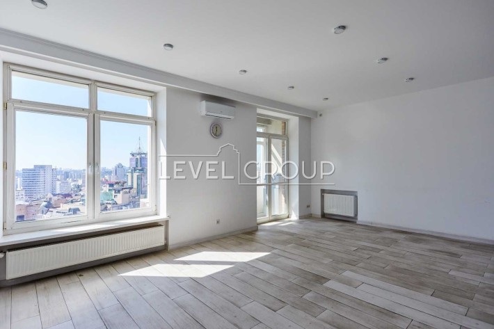 Продам пентхаус вул Круглоуніверситетська Хрещатик Бессарабський ринок - фото 1