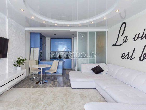 Продаж квартири в ЖК Київська Венеція 50 м² Сучасний ремонт Киев