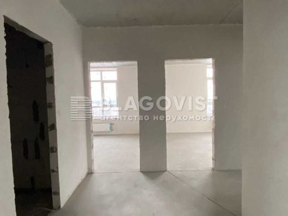 Продаж 3к квартири Поділ Тираспольська 52а  без ремонту Киев