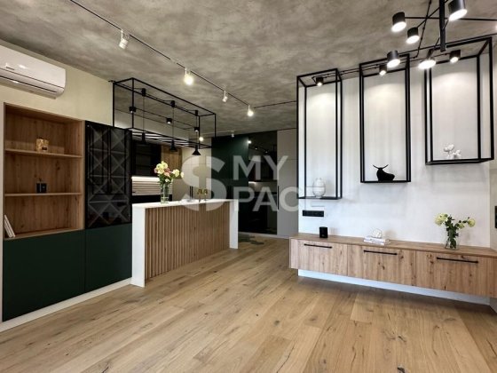 вул. Гетьмана Кирила Розумовського (Миколи Краснова), 19 / Святошин Київ