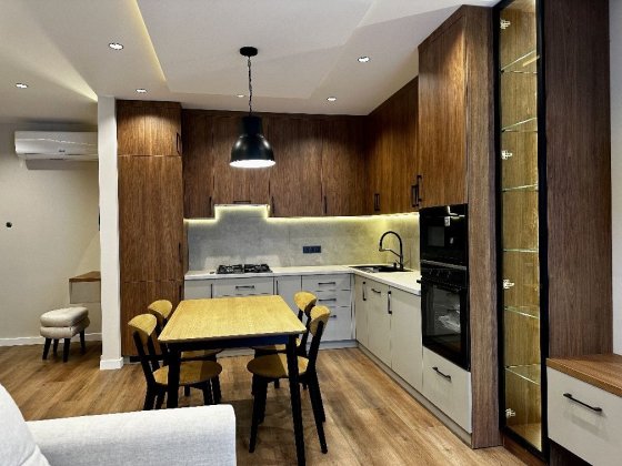 Продаж однокімнатної сучасної квартири ЖК Щасливий на вул.бігова 17 б. Львов