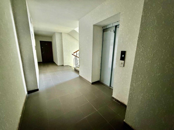 Продаж квартири у заселеній новобудові - фото 1