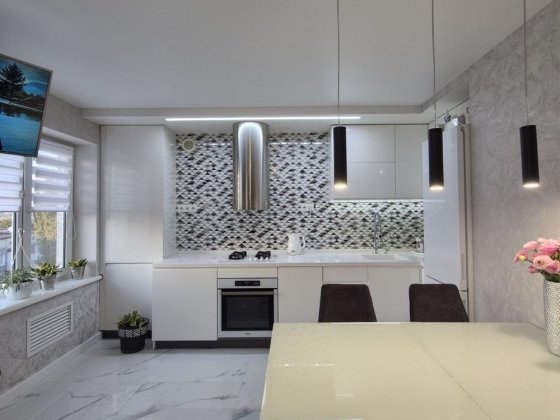 Продаж сучасної укомплектованої 3-кімнатної квартири  по вул.Соборна Кропивницький