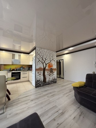 Затишна 3к.кв з сучасним ремонтом в районі Ковалівки - фото 1