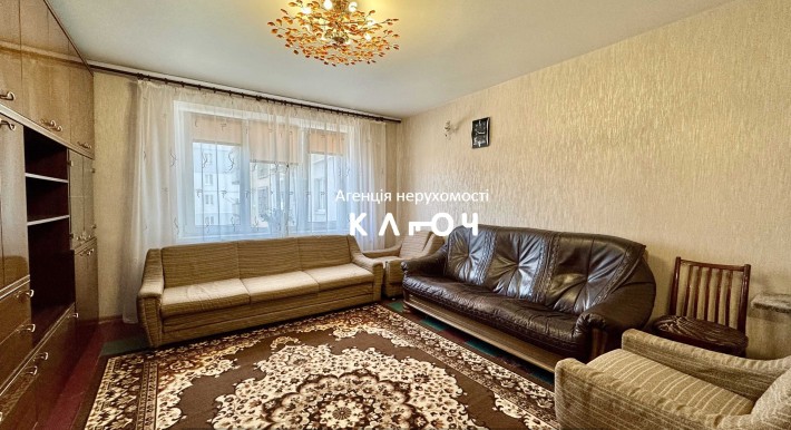 Продаж 4к кв 78м2 в ЦЕНТРІ, площа Б.Хмельницького, 6/9 поверх! - фото 1