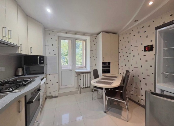 Продам чудову 2к в новому будинку на Акад.Корольова,АГО, меблі+техніка - фото 1