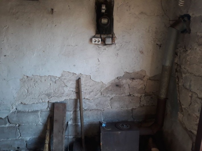 Продам гараж на 96кв. Есенина. - фото 1