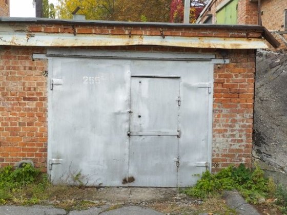Сдам в аренду гараж Герасима Кондратьева Космос Суми