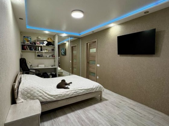 Продаж квартири на вул. Героїв Крут /Фурманова / район Панорами Днепр