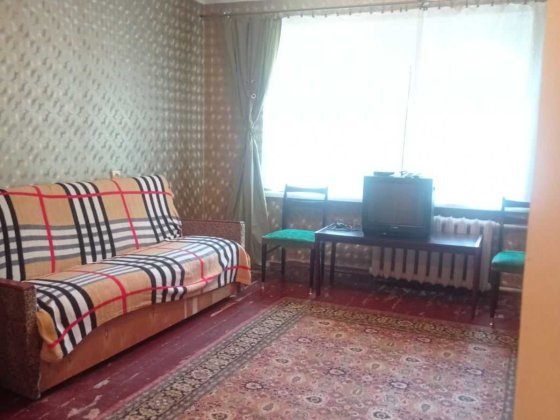 +Продам 2 ком. квартиру район  Набережной 23000 дол. Запорожье