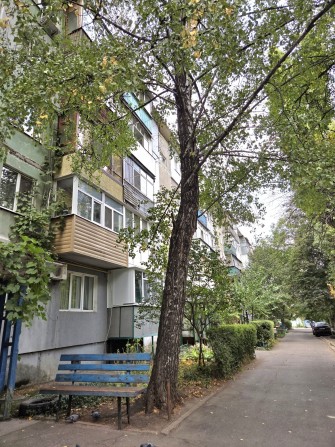 Продам 4 кімн. квартиру. Кр. ринок. - фото 1