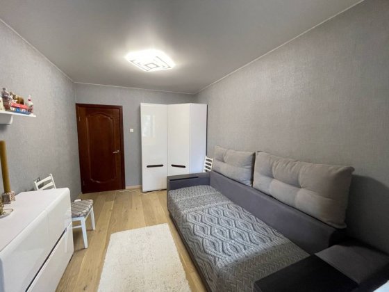 Продаж 3 кімнатної квартири Перемога 5 Днепр