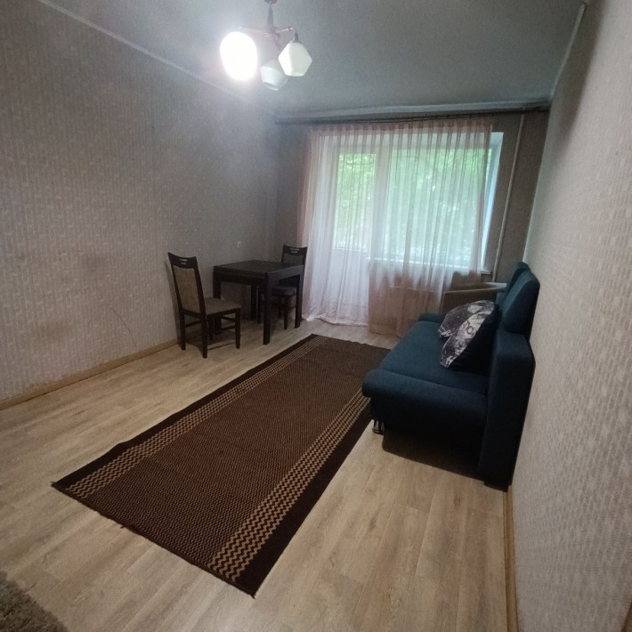Продам 1 кімнатну квартиру на Новомиколаївкі - фото 1