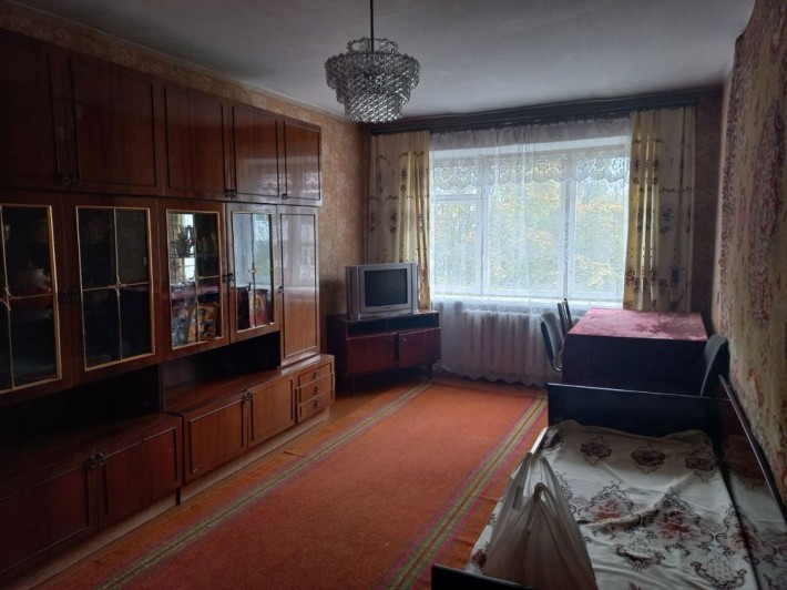 Продам 3 кімнатну квартиру - фото 1