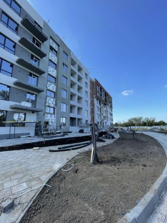 Продаж 2 км квартири в новобудові ЖК Роксолана в. Роксоляни - фото 1
