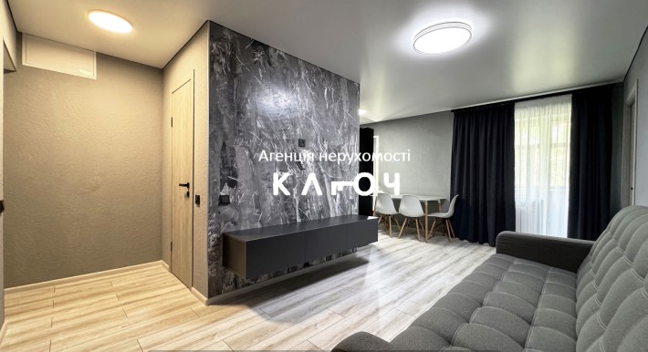 Продаж 2к квартири з НОВИМ ремонтом, меблями і технікою! - фото 1