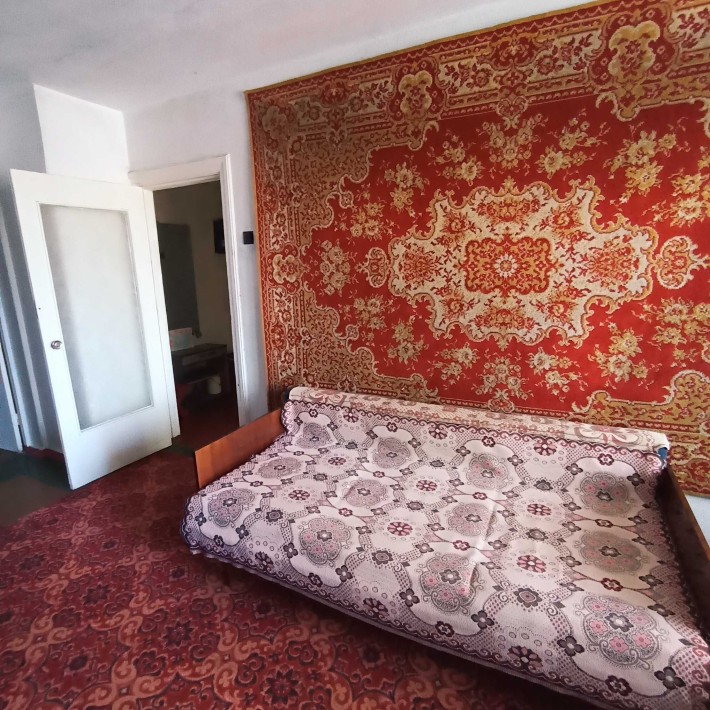 Продаю 2-х ком. кв-ру на Мельничной, 2 этаж/5 - фото 1