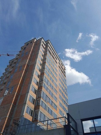 Продаж 2 кімнатної квартири, вулиця Очеретяна (Миколайчука) - фото 1