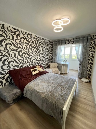 Продам 2-ком. квартиру чешку, кирпич. Левый Берег. - фото 1