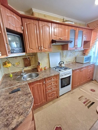 Продам отличную 2-х комнатную квартиру на МИРА / пл.Победы - фото 1