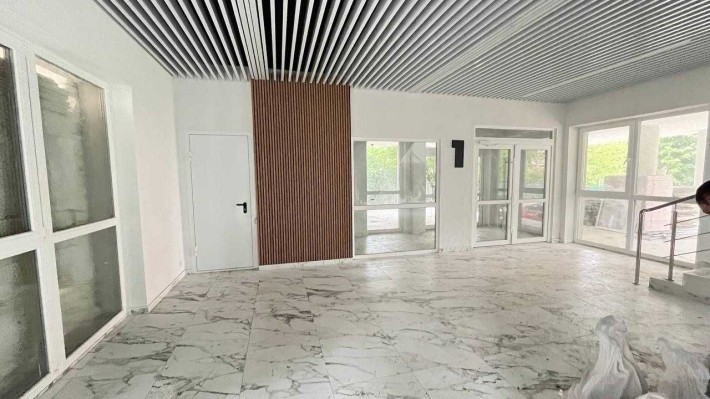 Продаж 2-кім. квартири на вул. Морозна - фото 1