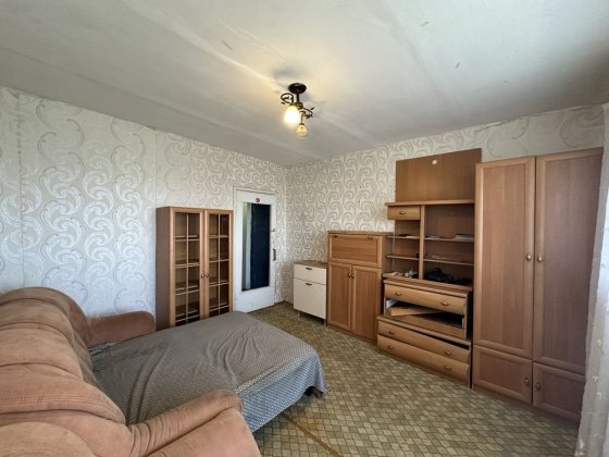 2к.р-н медичного універу, цегляний будинок, окремі кімнати. Запорожье