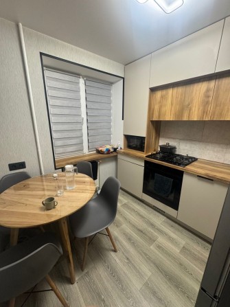 Продається 2-км. пр. Олексія Волохова - фото 1