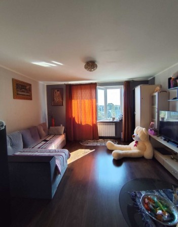 № 13766 - 2 к. квартира, Центр, Перемоги, 9/9 пов., цегла - фото 1