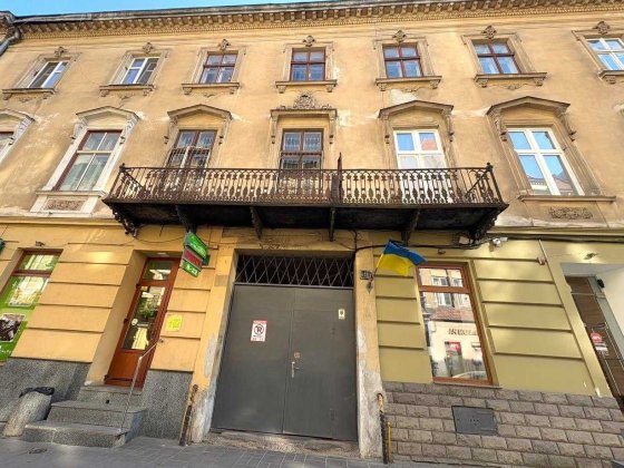 Продаж 2 кім. квартира 72 м2, вул. Пекарська, м. Львів Львів