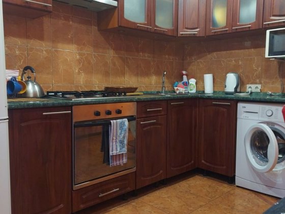 2 к.кв 2/9 вул.Запорізька меблі техніка 27000 у.о Запорожье