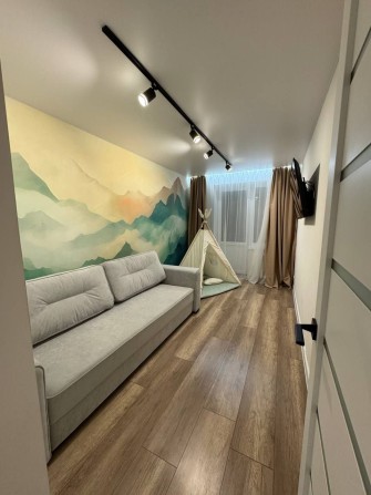 Реальная! В продаже 3х ком. На Красном Камне! - фото 1