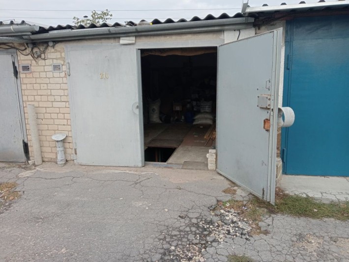 Продам гараж на Жилпосьолке кооператив Шуменський - фото 1