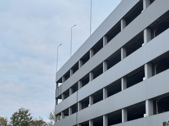 Продам місце на паркінгу, 2 поверх , Миру 28. Полтава