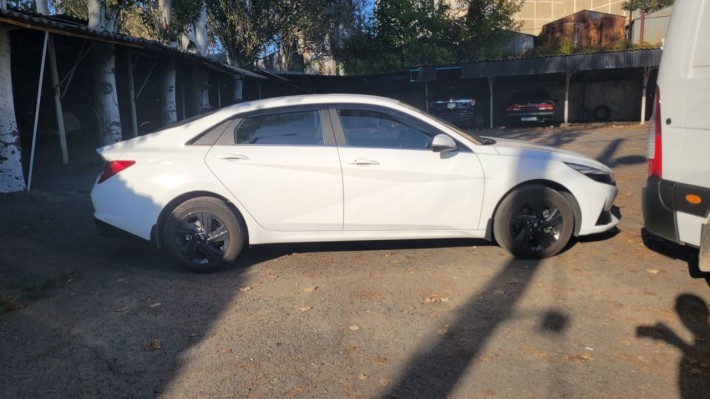 Продам паркоместо на автостоянке - фото 1