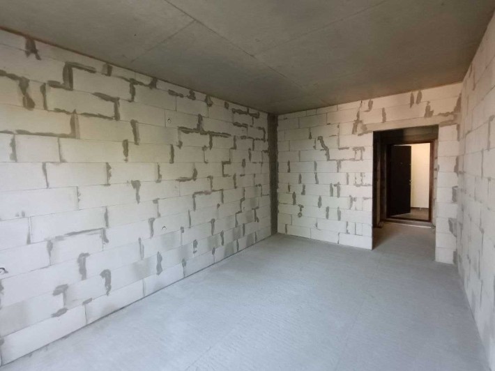 Продаж 1кім. квартири в зданій новобудові - фото 1