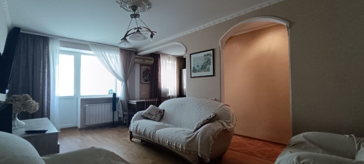 Продаю 3х комнатную квартиру.Бугский бульвар. - фото 1