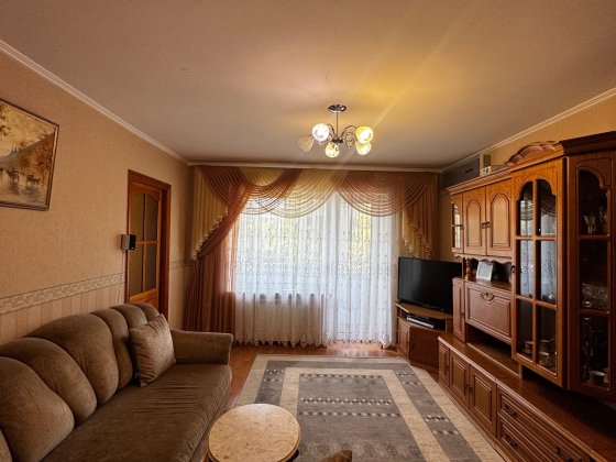 Продам 4 кімнатну квартиру , район Друкарня (вулиця Соборна) Кропивницкий