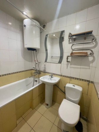 Продається 1 кімнатна квартира у центрі міста - фото 1