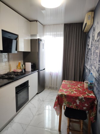 Продаж двокімнатної квартири - фото 1