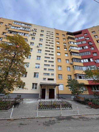 Продам 4к. квартиру на вул. Метробудівська, буд. 4 - фото 1