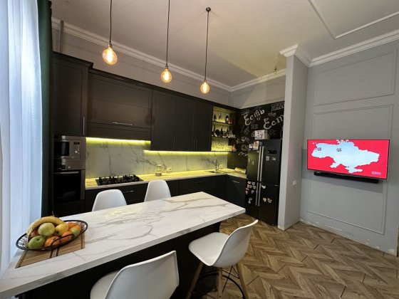 Продажа 3к студии на Адмиральской Миколаїв