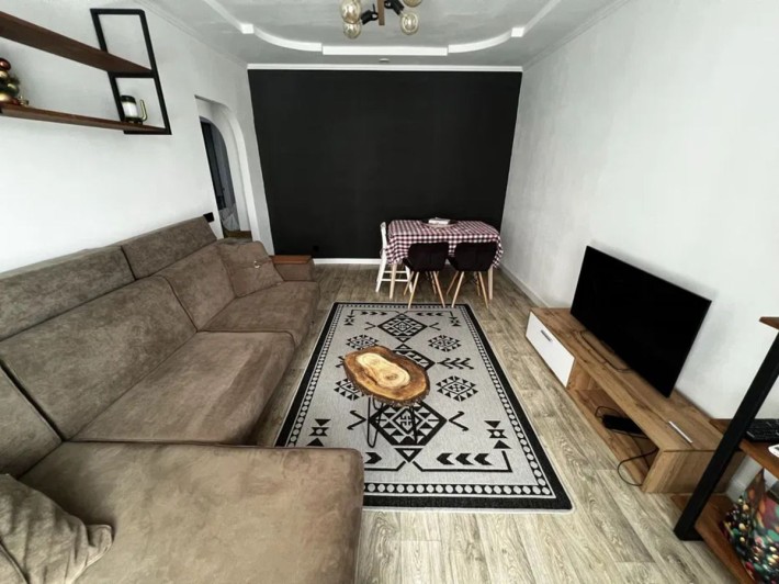 Продам трикімнатну квартиру. Район Н. Миколаївка. - фото 1