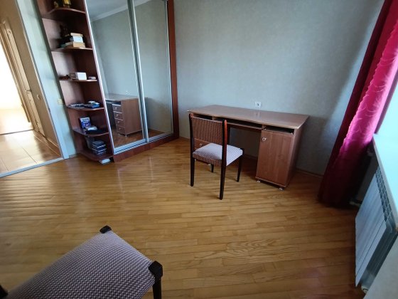 Продам 3-кімнатну квартиру на Космосі Запоріжжя