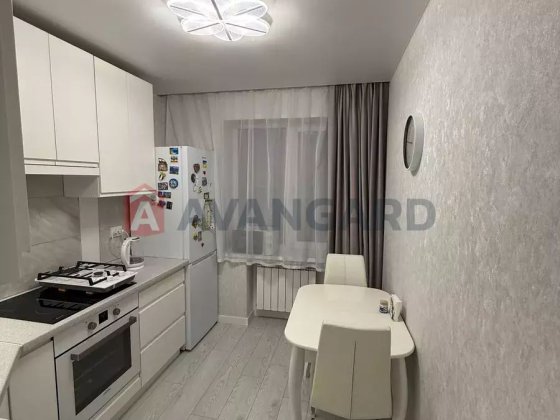 Продам 2 кімнатну квартиру з капітальним ремонтом 50м2 Днепр