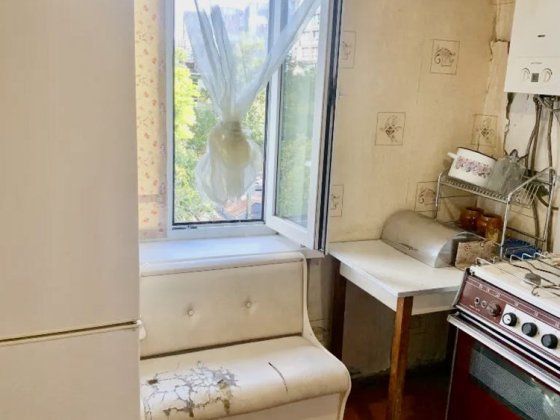 Продам 2к кв. пр.А.Поля, ул.Независимости(Титова) Днепр