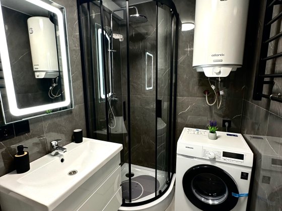 Продаю 2кк квартиру (зуп Водопровідна) від власника Миколаїв