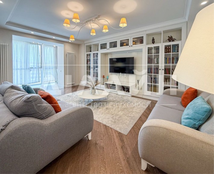 Топова 3х кімн квартира 103 м2 с авторським проектом - фото 1