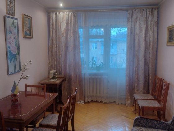 Продаж 1 кім.квартира вул.Тернопільська.5/5ц.Житл.стан.Вільна. 45000$. Львів